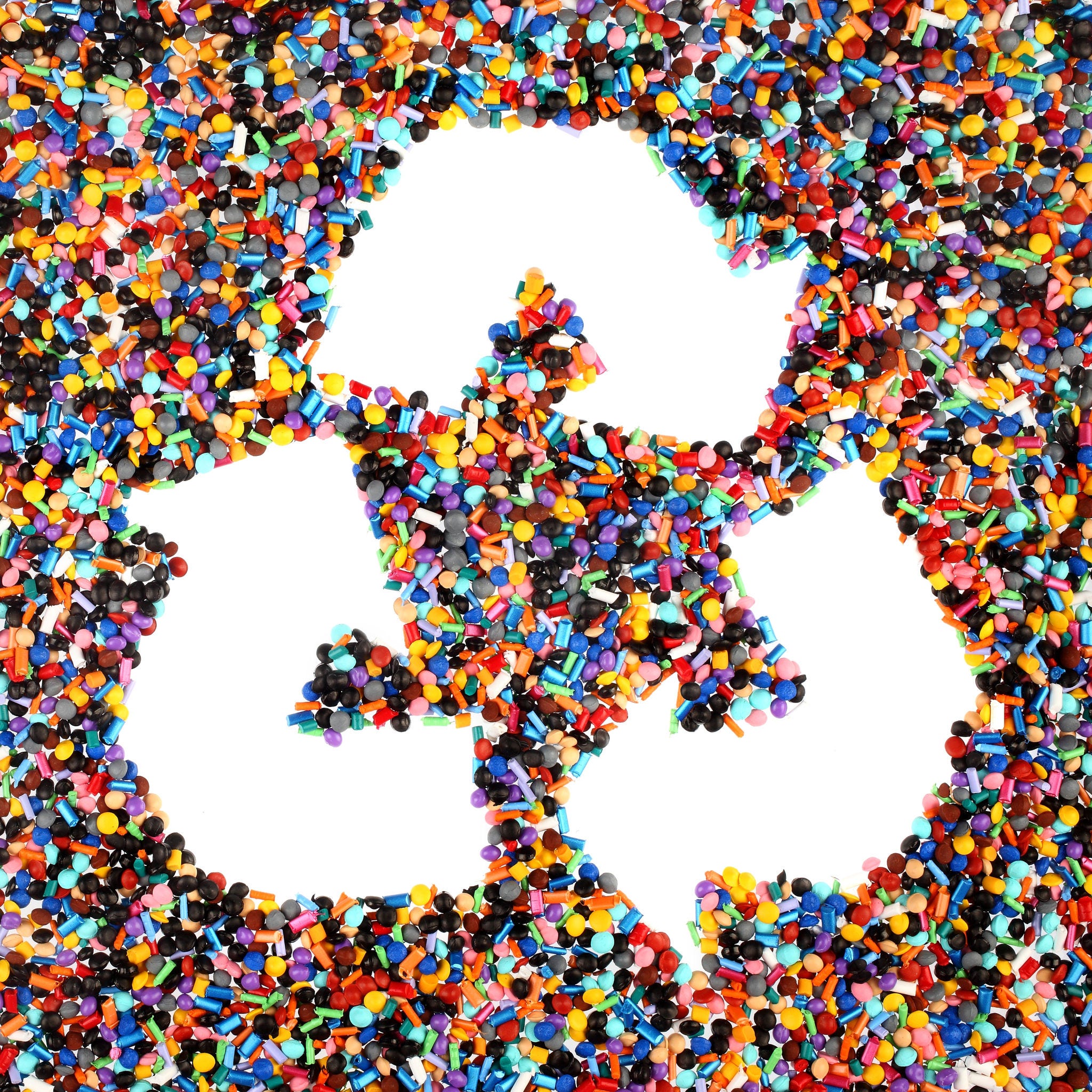 Recycle symbol in the middle of colorful plastic beads
