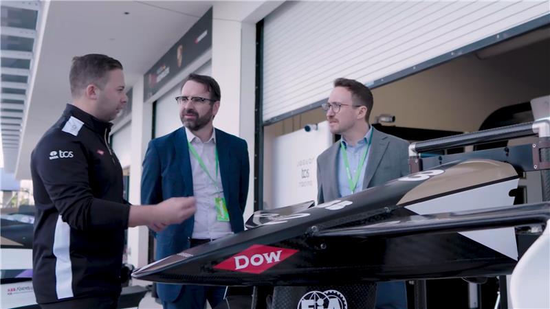 How does Formula E accelerate EV innovation?